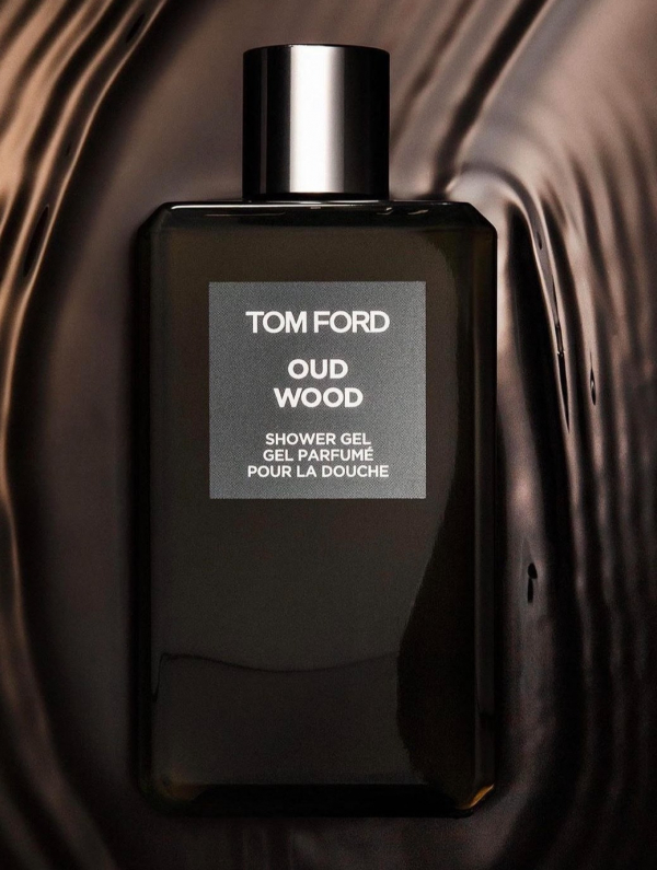 トム・フォード】化粧品癒しの香り ウード・ウッド | コスメ
