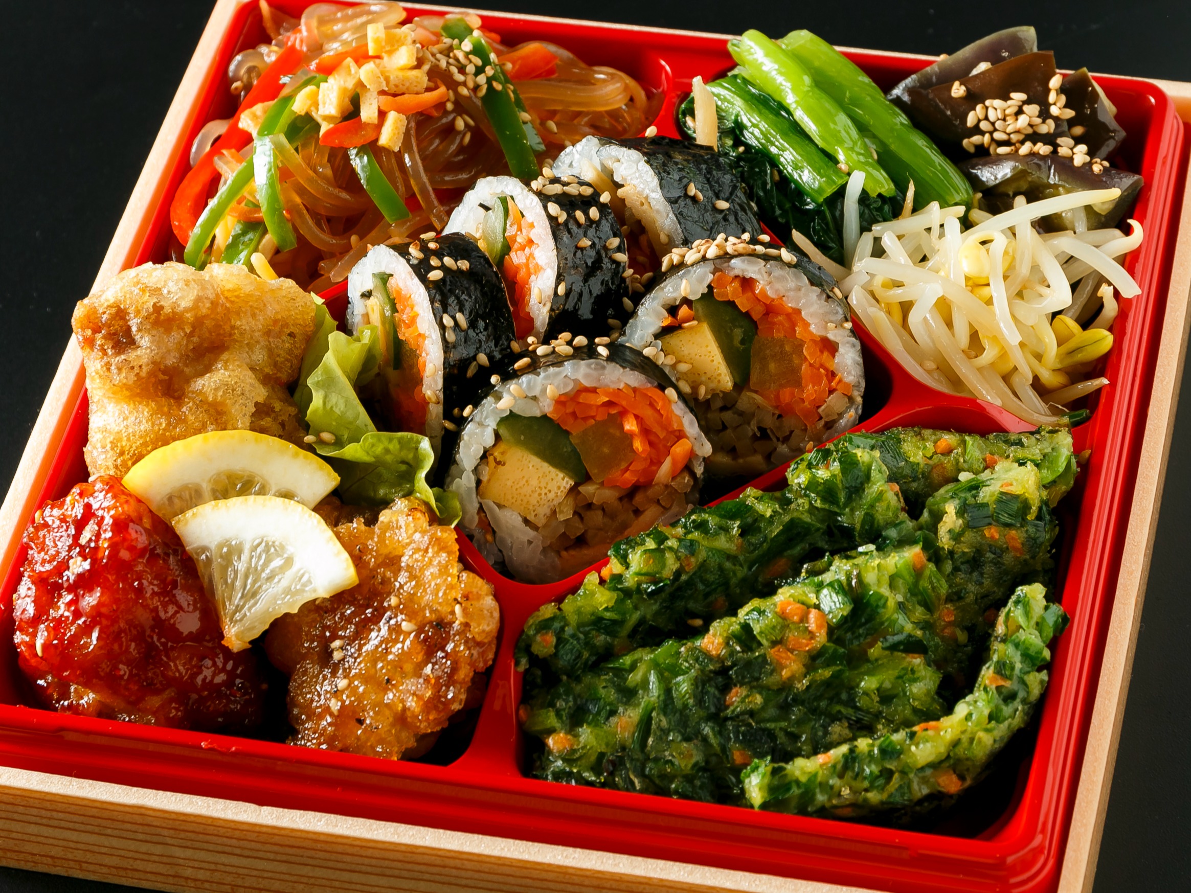 新商品 バラエティに富んだ韓国料理のお弁当 ゴチデパ ショップブログ 大丸福岡天神店